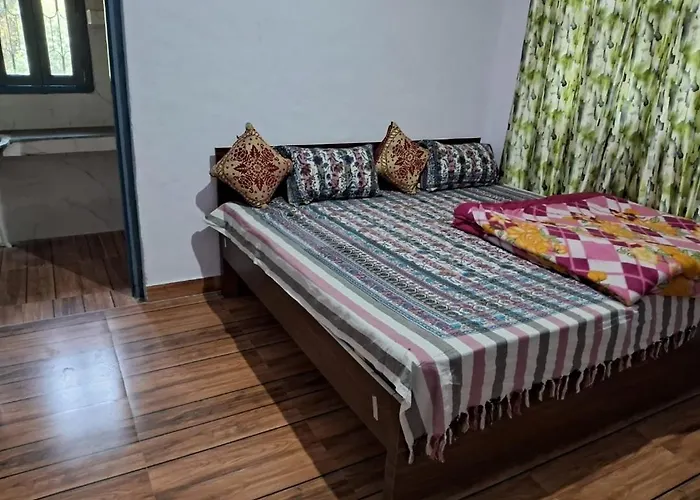 Pathgami Homestay Kainchi Dhaam